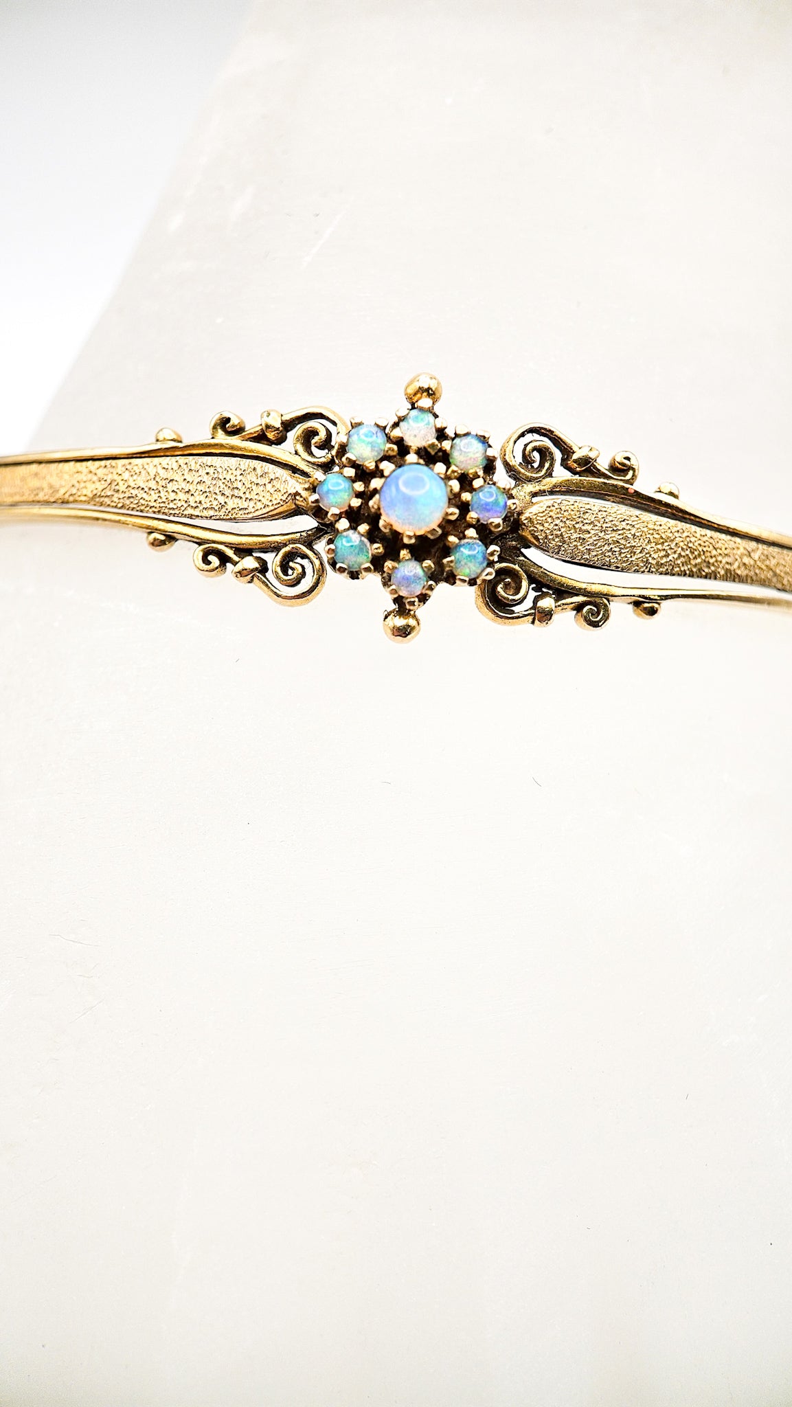 Vintage Opal Bangle Bracelet - bracelet detail