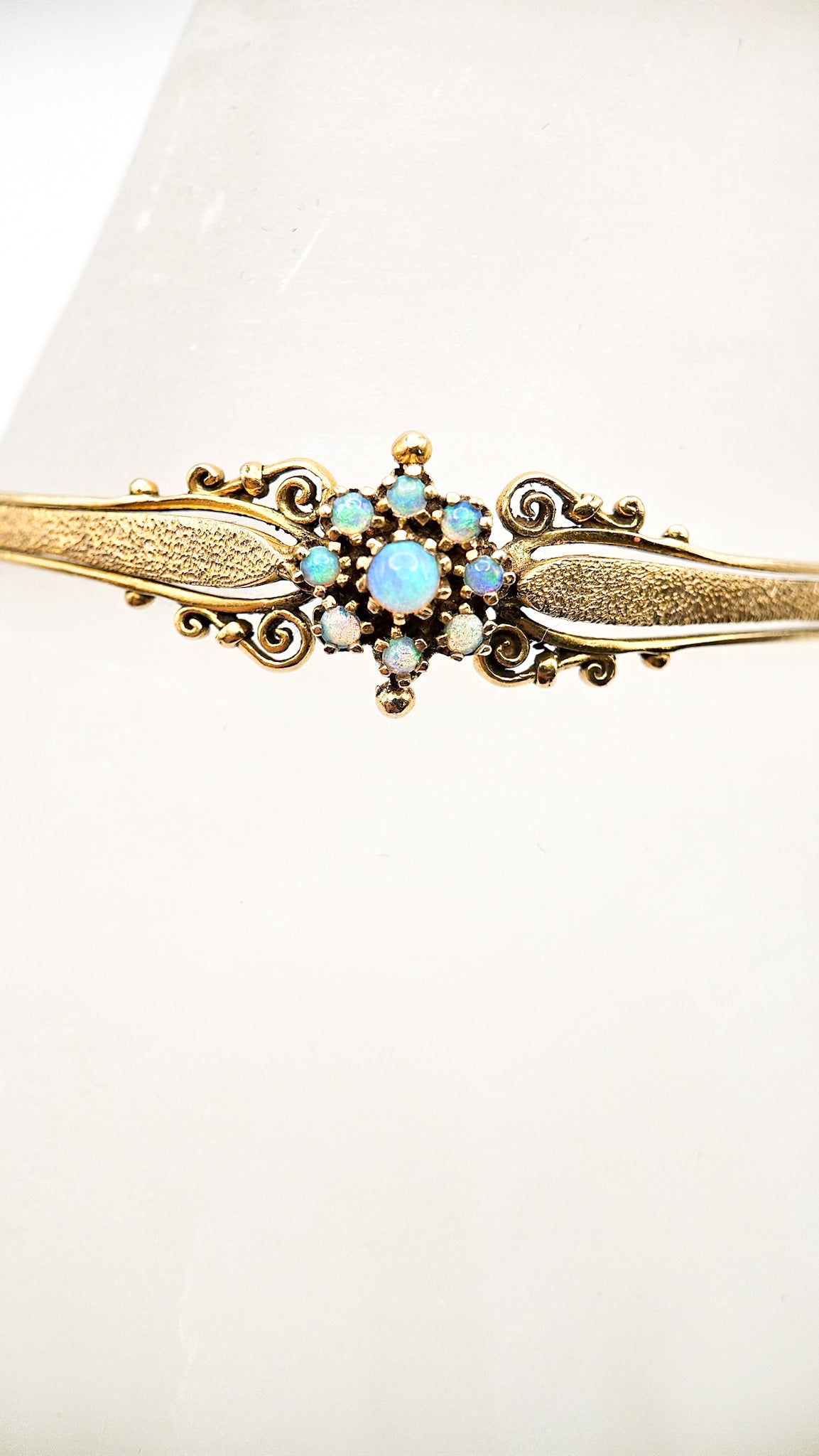 Vintage Opal Bangle Bracelet - bracelet detail