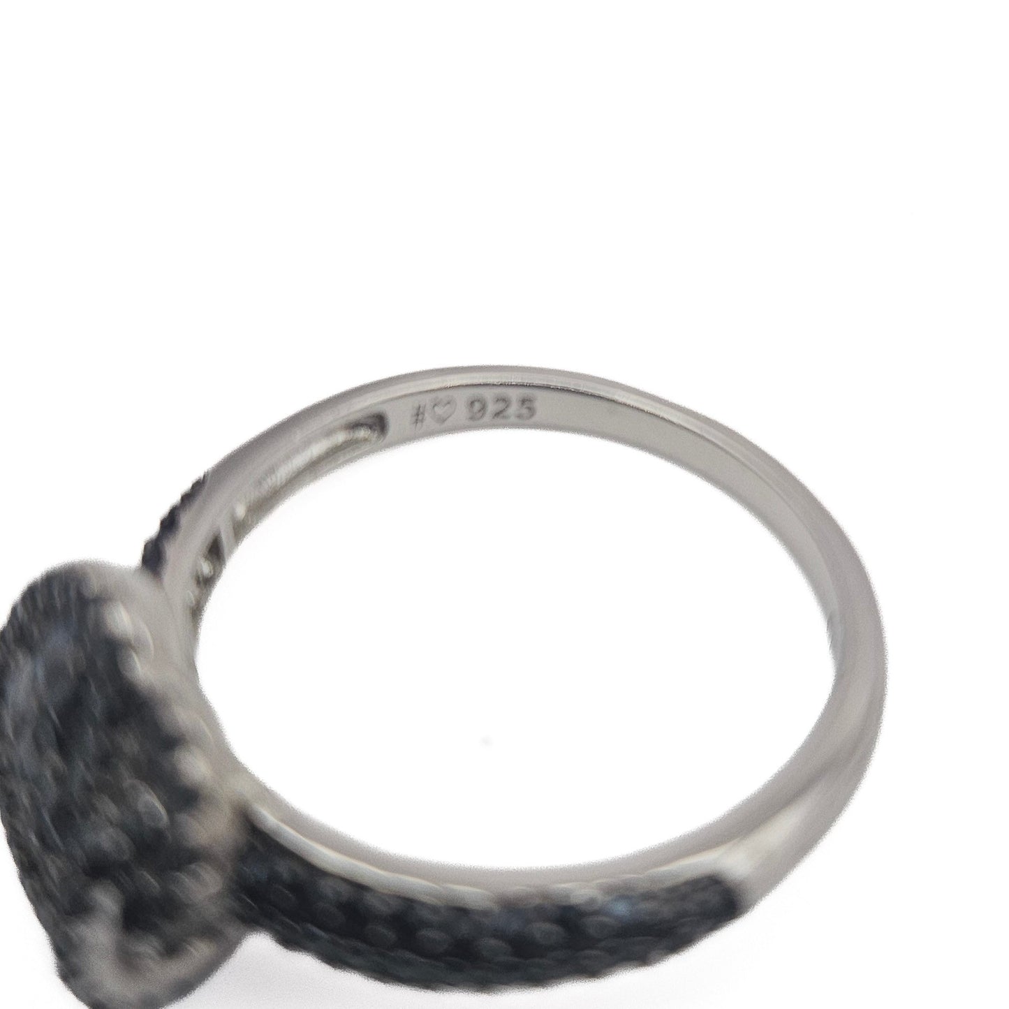 Black Stone Heart Ring | Estate-Style Statement Jewelry