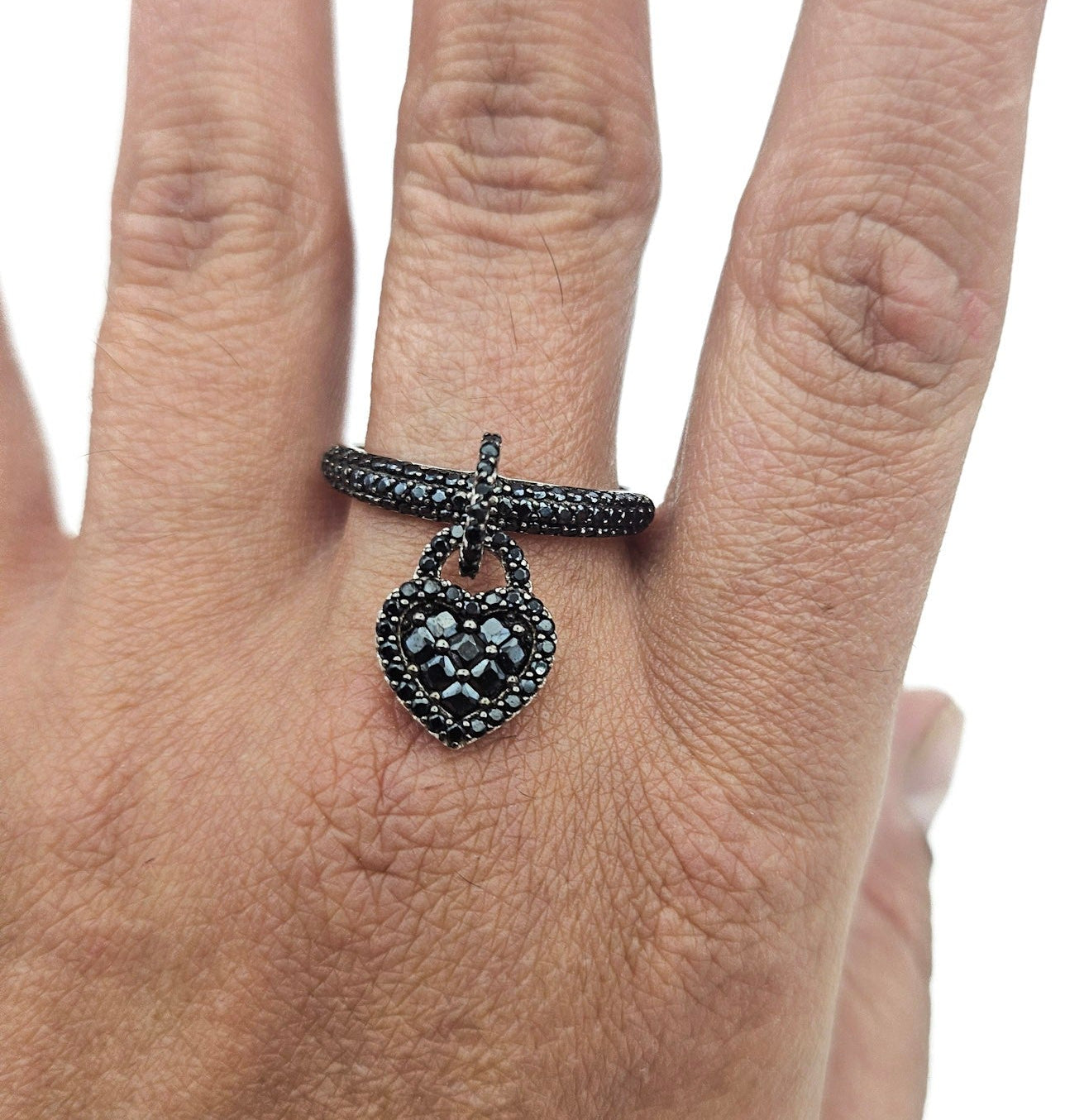 Black Stone Heart Ring | Estate-Style Statement Jewelry