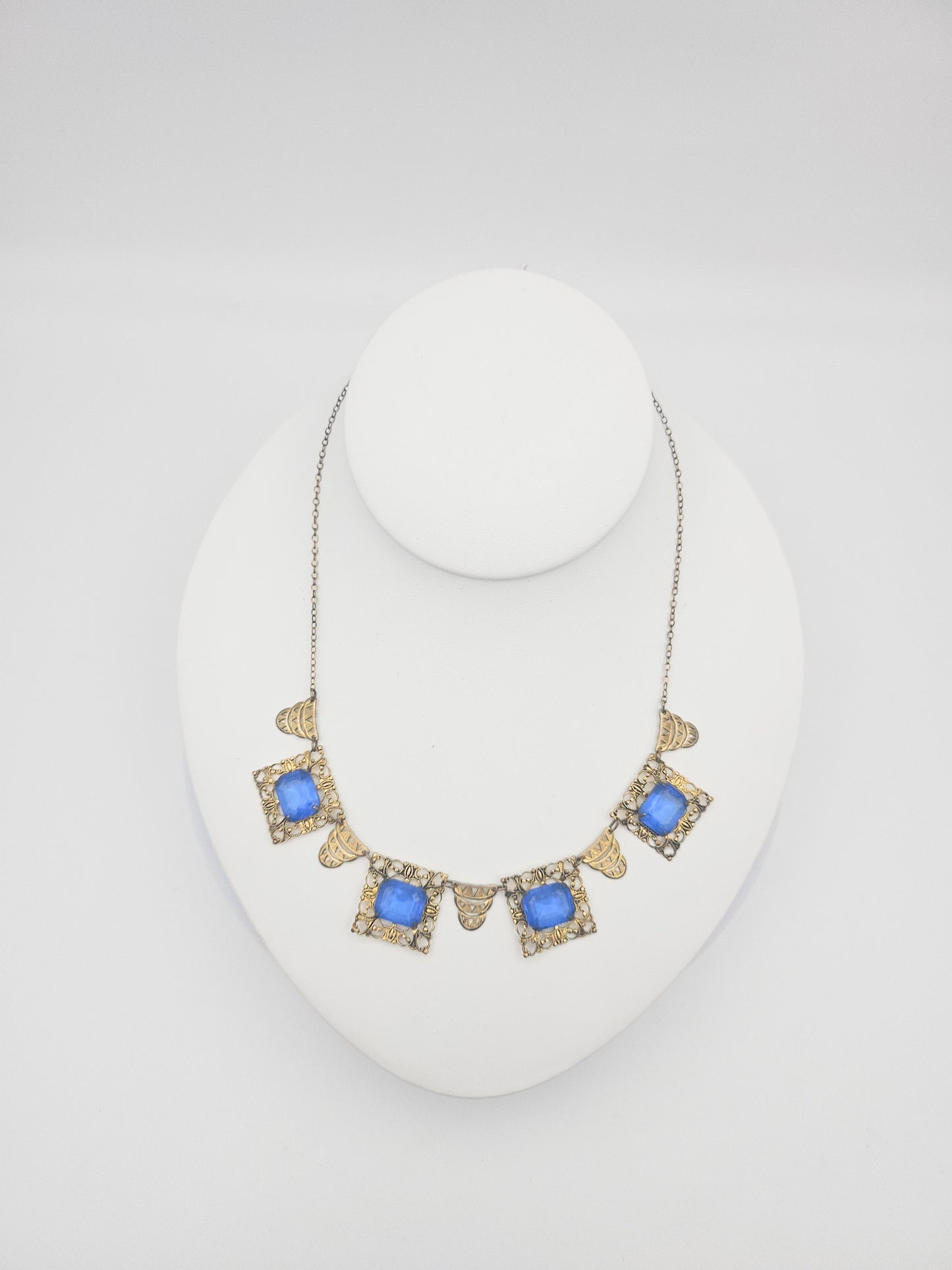 Art Deco Blue Glass Filigree Necklace - necklace detail