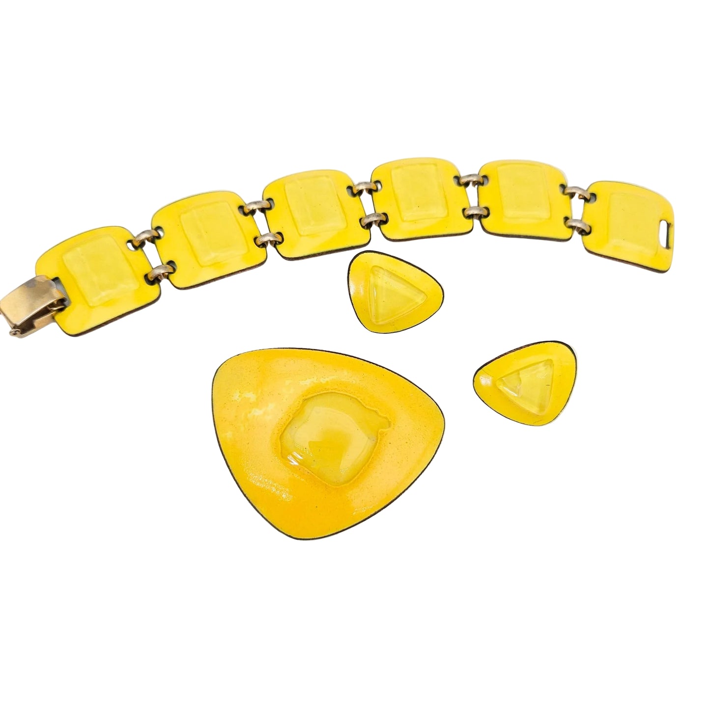 Kay Den Signed Yellow Enamel & Glass on Copper 3-Piece Modernist Set - jewelry set detail