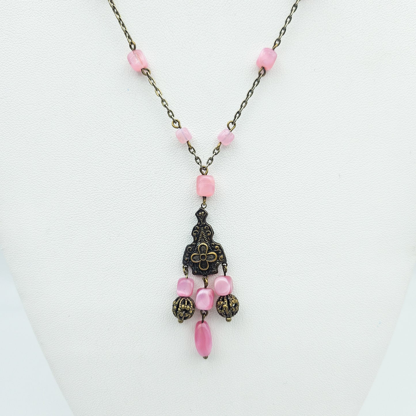 Pink Czech Uranium Glass Art Deco Necklace - necklace detail