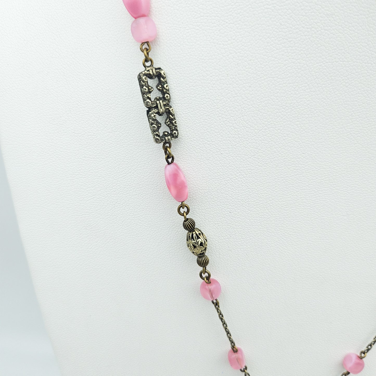 Pink Czech Uranium Glass Art Deco Necklace - necklace detail