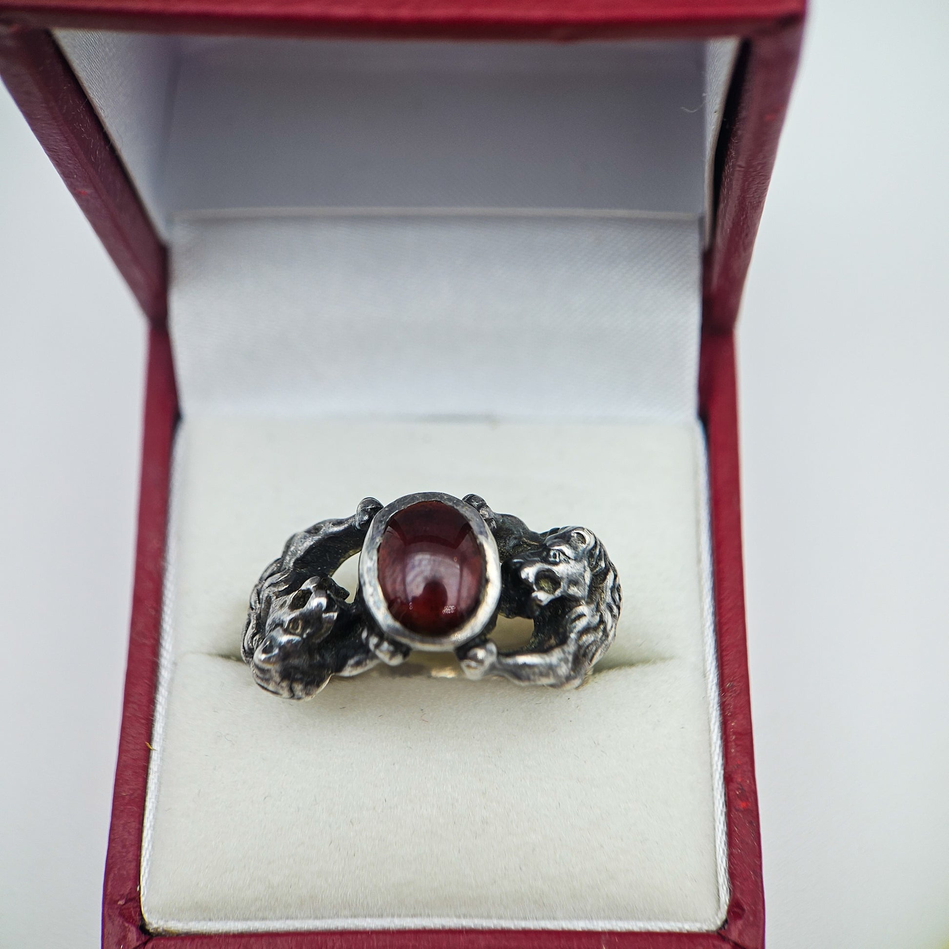 Red Stone Lion Ring | Vintage Men’s Statement Jewelry
