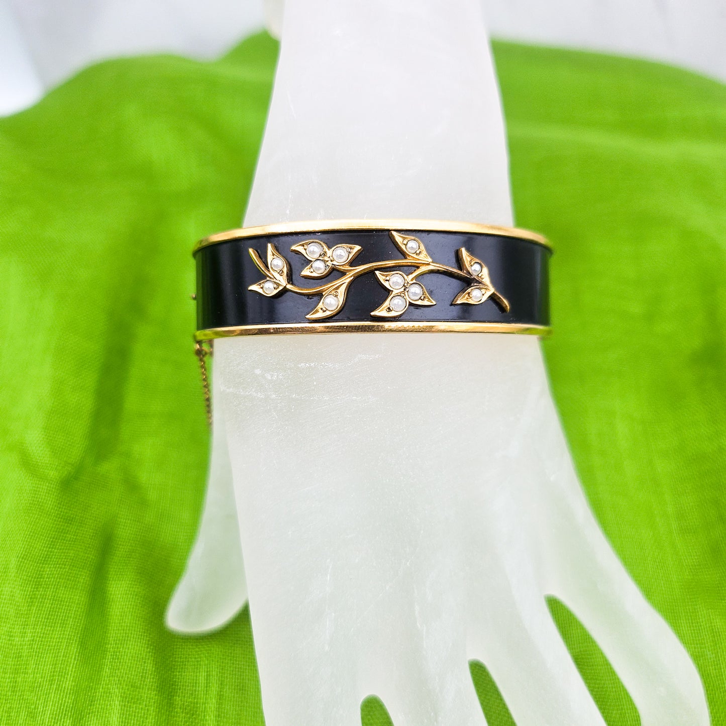 1930s Binder Brothers Rolled Gold Bracelet - bracelet detail