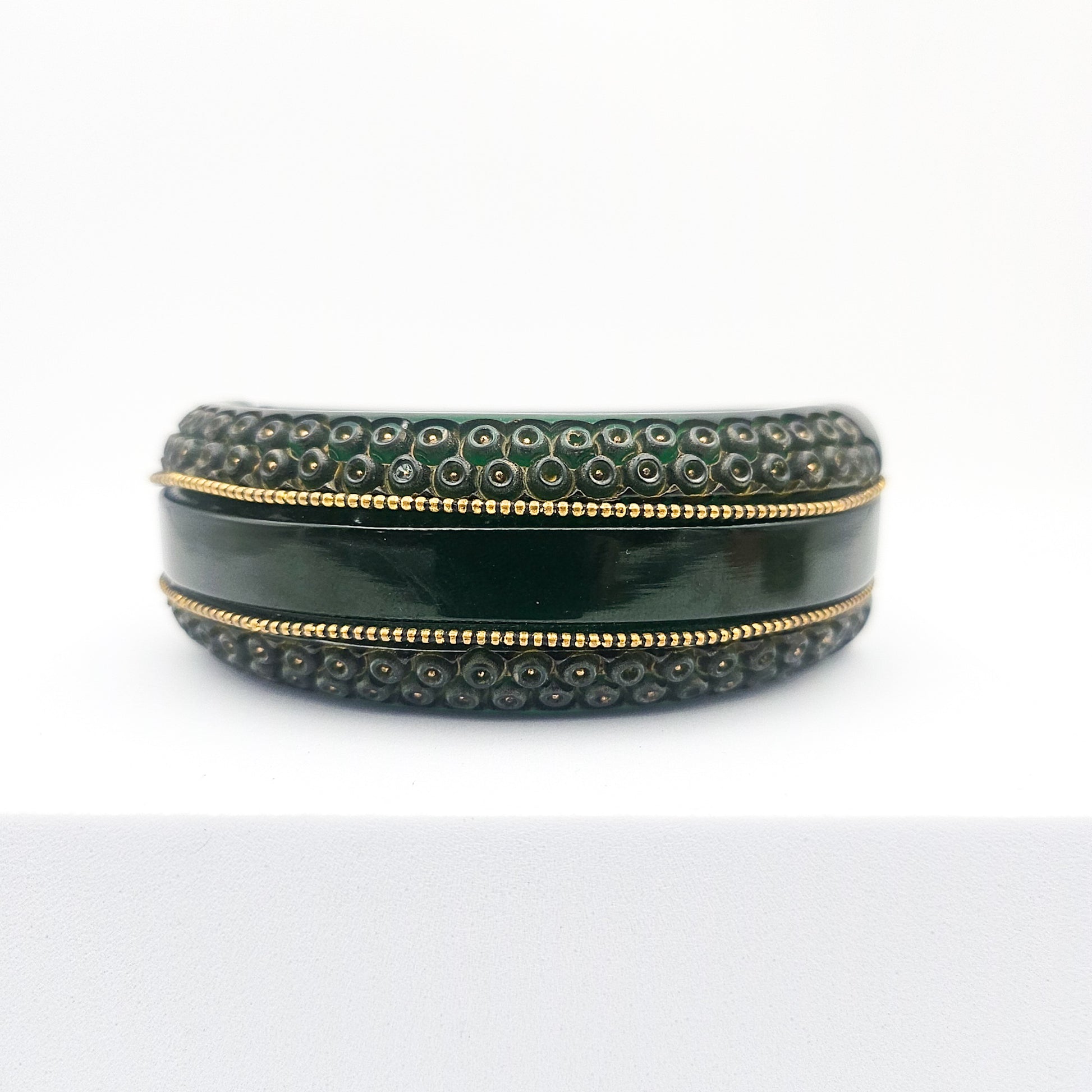 Green & Gold Bakelite Clamper Bangle - bangle bracelet detail