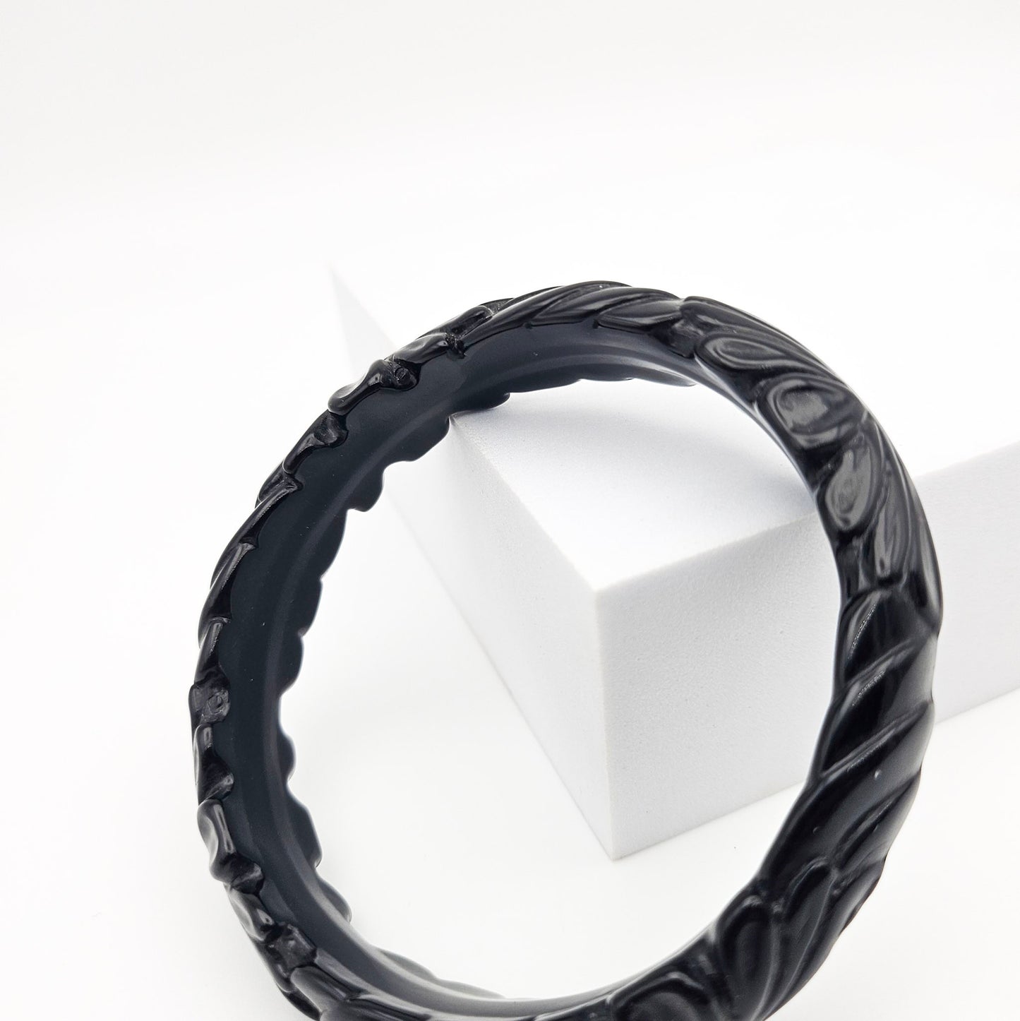 Black Floral Slim Carved Bangle | Vintage Plastic Bracelet