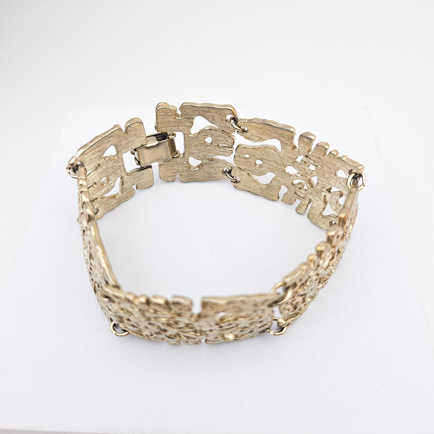 Vintage Brutalist Silver-Tone Bracelet - bracelet detail