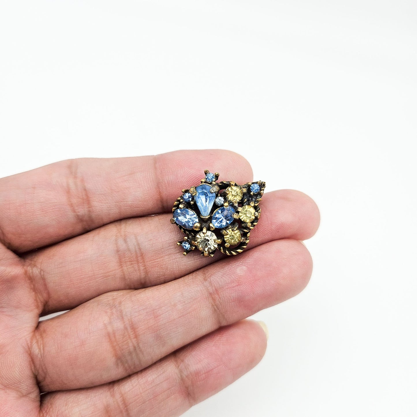 Signed Hollycraft Blue Rhinestone Scatter Brooch | Mid-Century Floral Pin