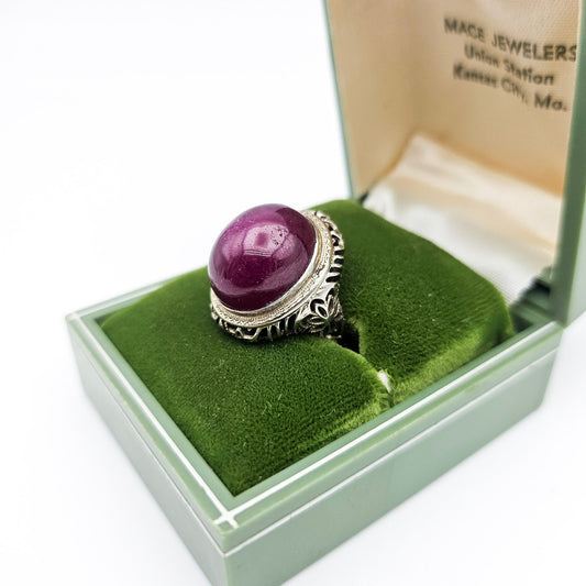 Ruby-Red Cabochon Filigree Ring | Stamped 14K Estate Jewelry
