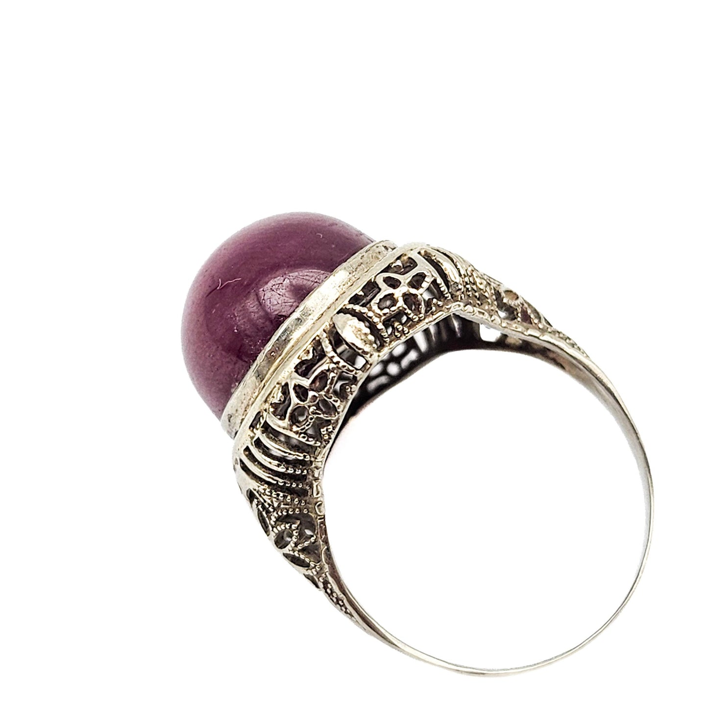 Ruby-Red Cabochon Filigree Ring | Stamped 14K Estate Jewelry