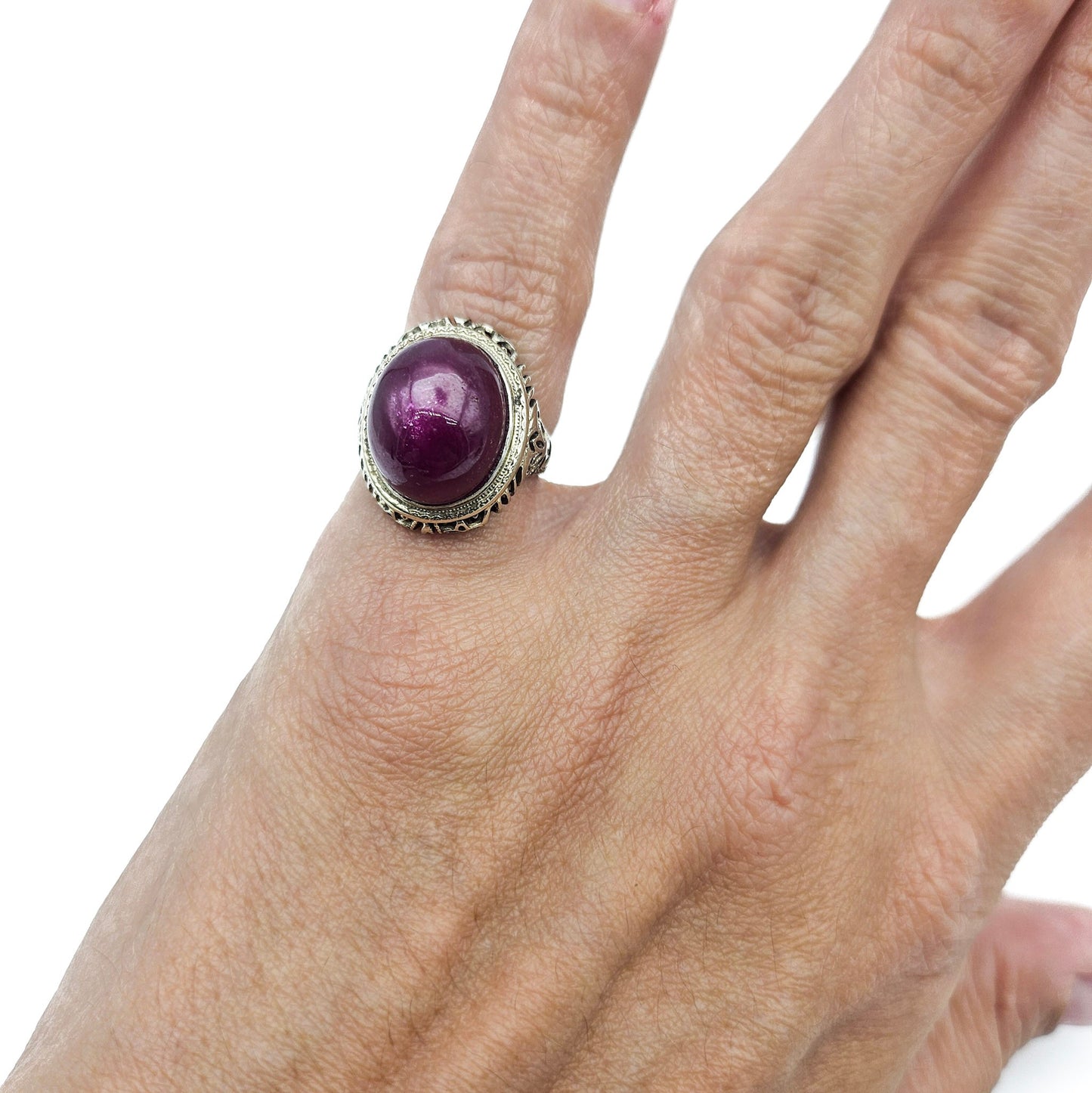 Ruby-Red Cabochon Filigree Ring | Stamped 14K Estate Jewelry