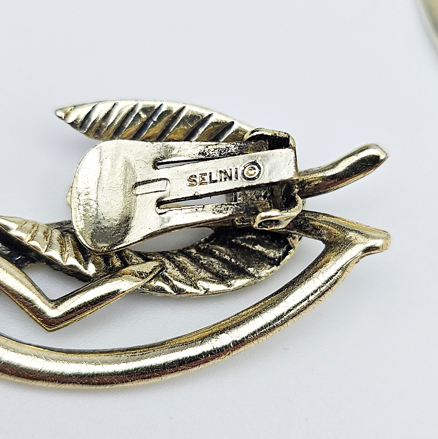 Signed Selini Gold-Tone Boomerang Earrings | Mid-Century Modernist Jewelry