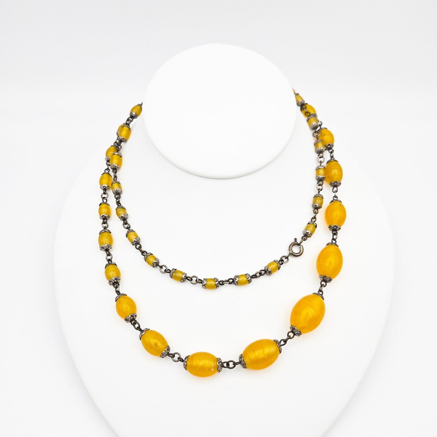 Art Deco Yellow Uranium Glass Bead Necklace | UV Reactive Vintage Jewelry