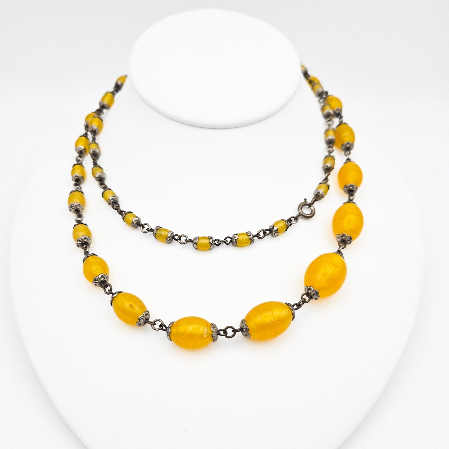 Art Deco Yellow Uranium Glass Bead Necklace | UV Reactive Vintage Jewelry