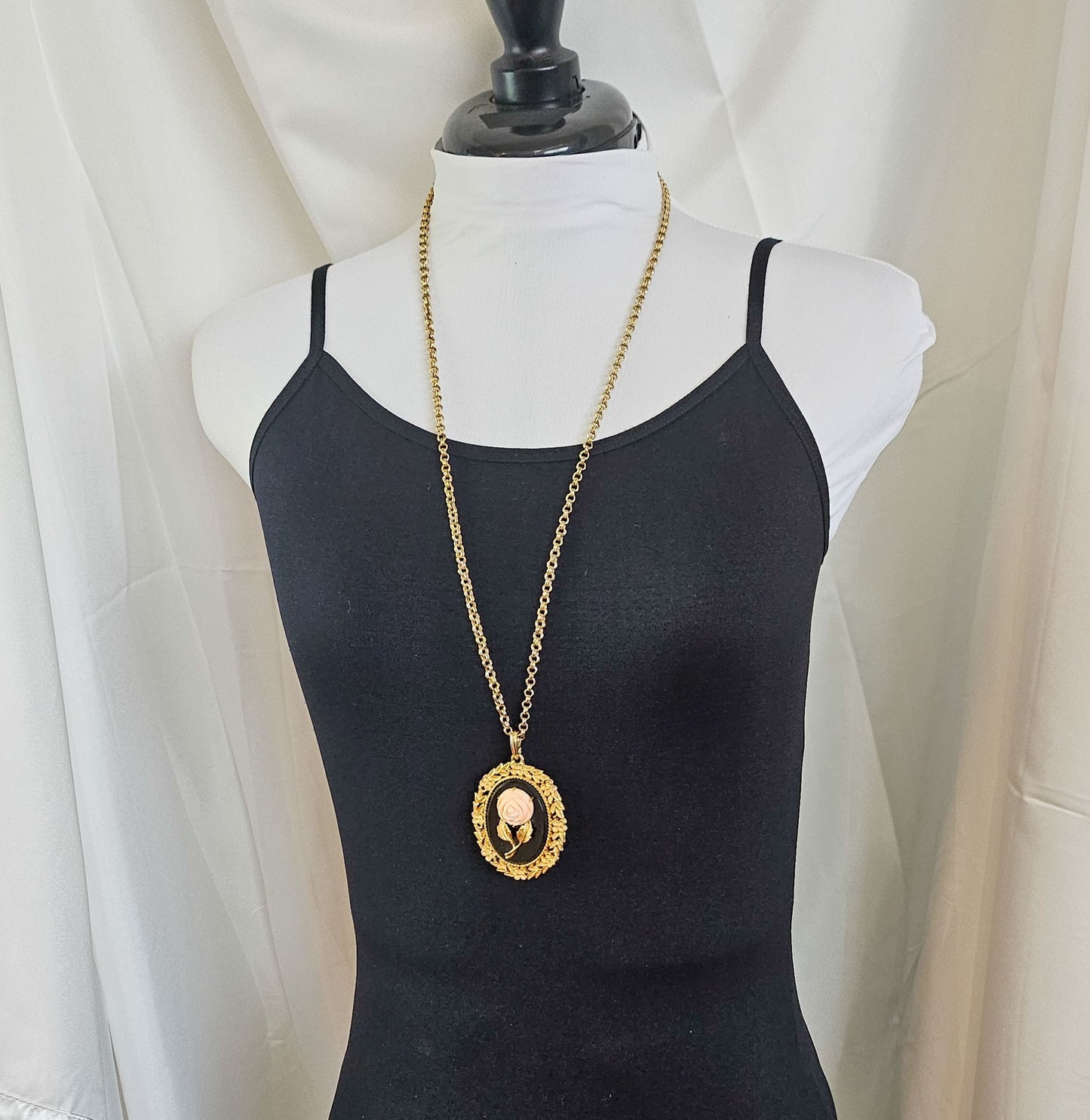Vintage Avon 1973 Serena Rose Mirror Pendant Necklace | 1970s Victorian Revival