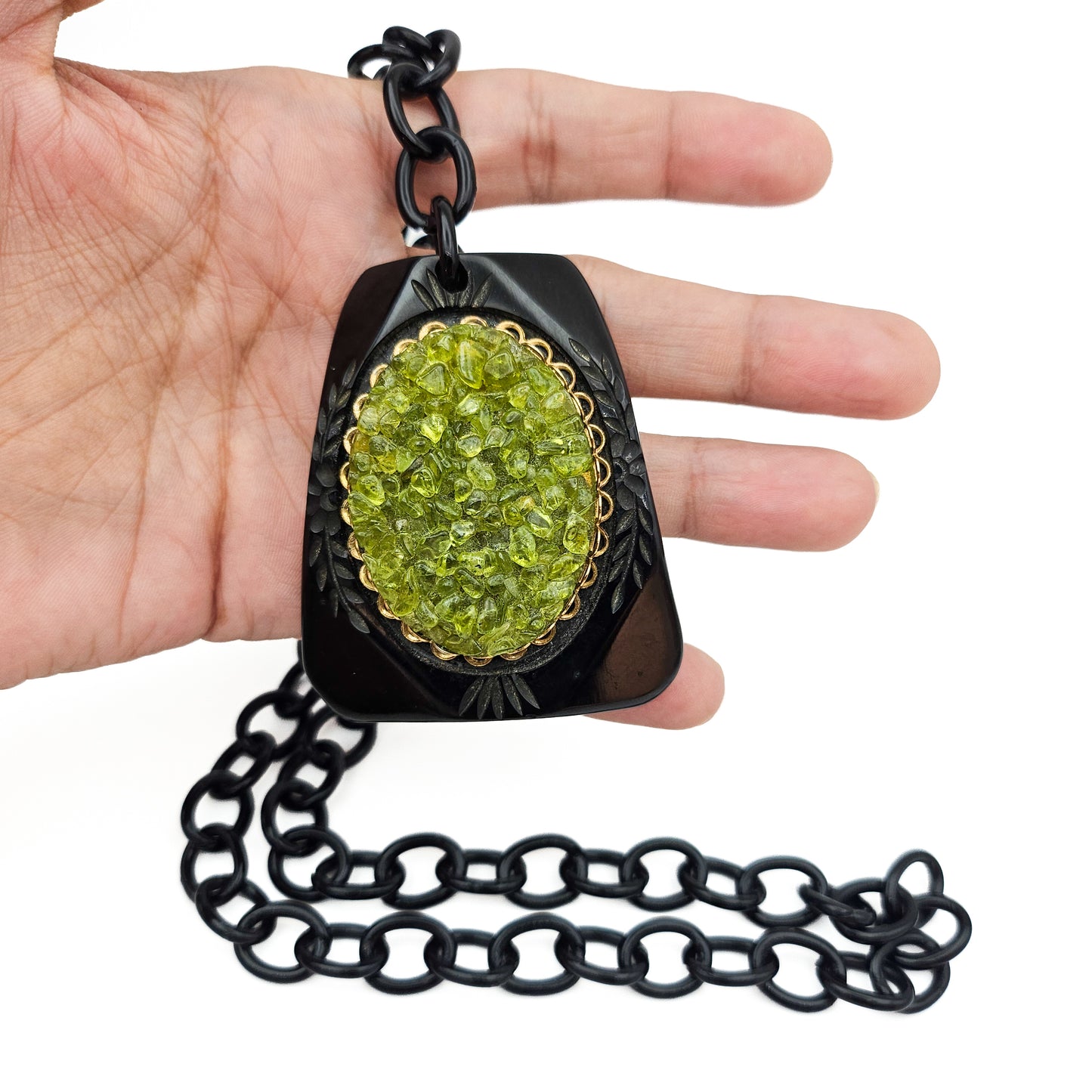 Black Vintage Plastic Chain & Peridot Cameo Pendant Necklace