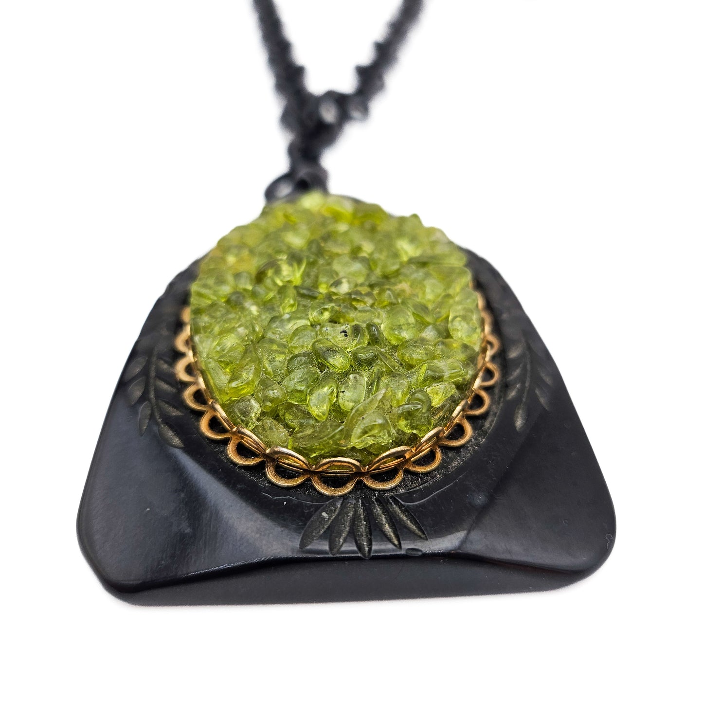 Black Vintage Plastic Chain & Peridot Cameo Pendant Necklace